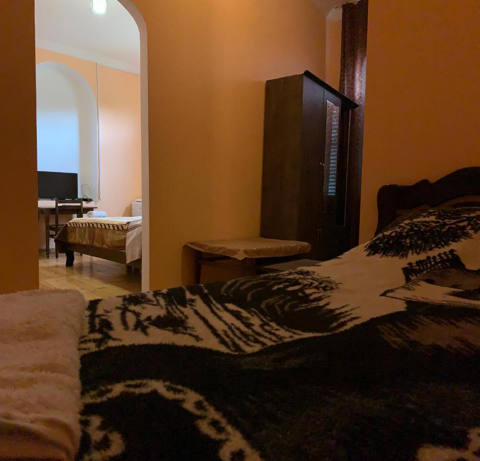 Hotel Kakhaberi Tetritskaro المظهر الخارجي الصورة