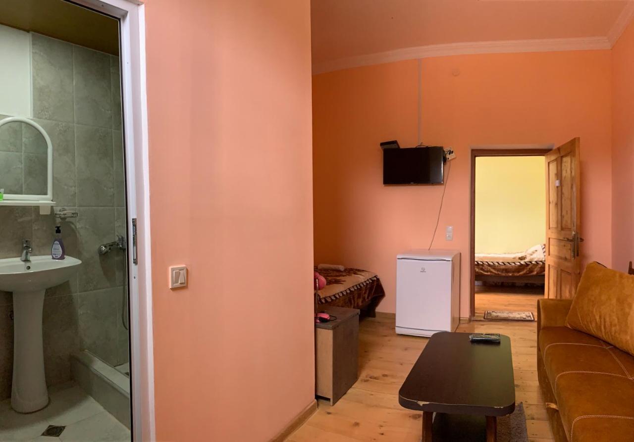 Hotel Kakhaberi Tetritskaro المظهر الخارجي الصورة