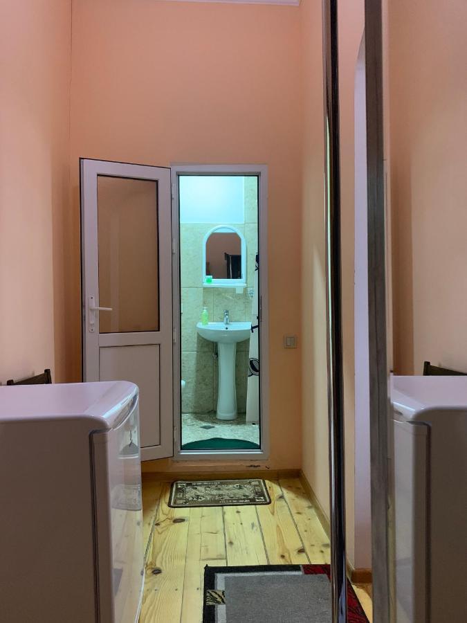 Hotel Kakhaberi Tetritskaro المظهر الخارجي الصورة